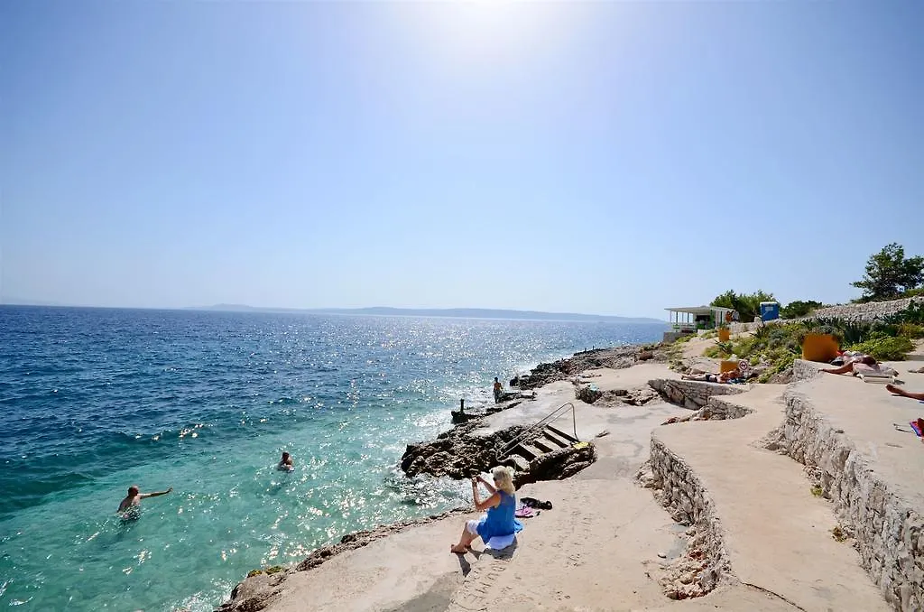 Apartments Nives Trogir